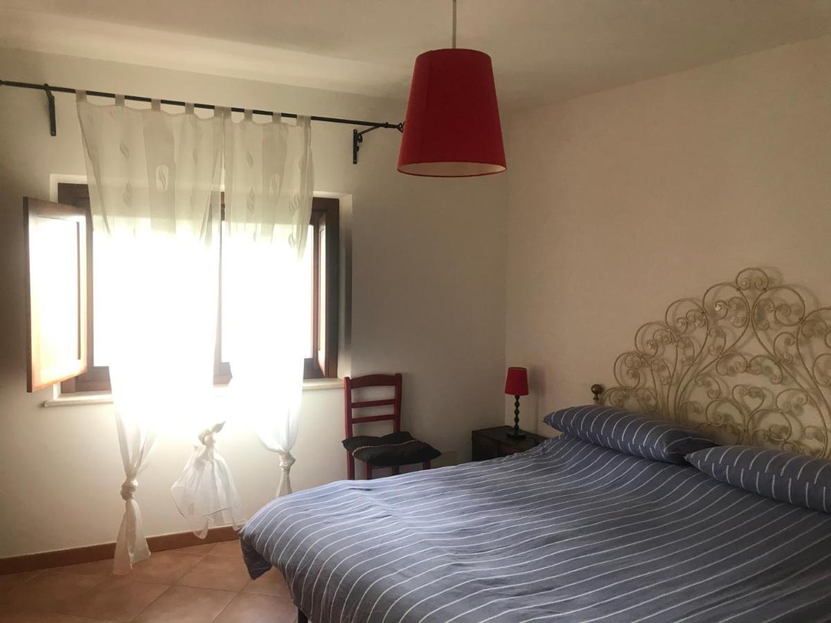 Appartamenti Il Capomandro SantʼAnatolia Exterior foto